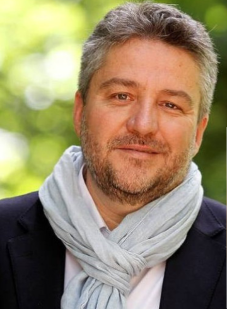 Alex Rovira portrait